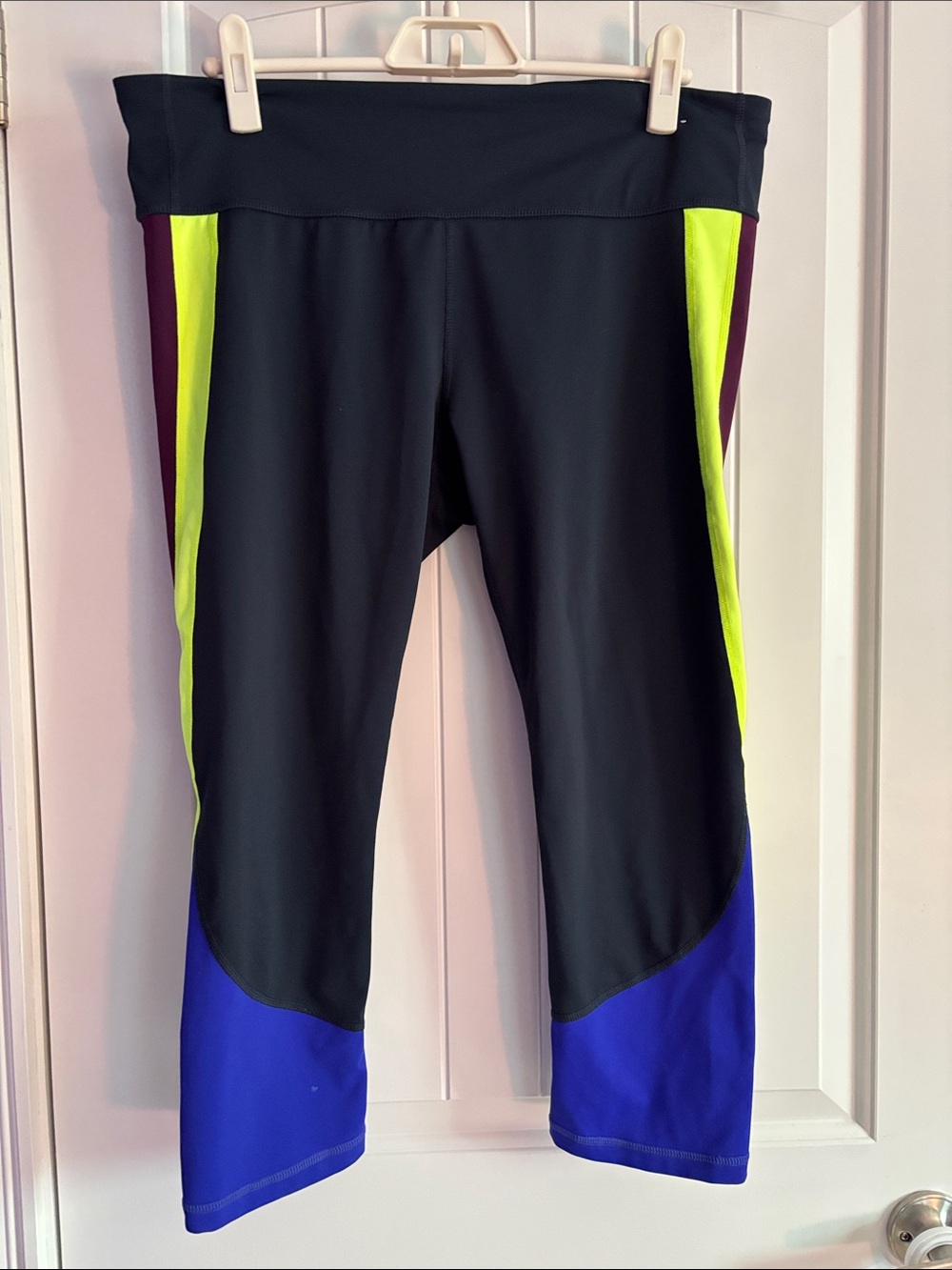 GAP Navy Blue Capri Leggings with Neon Yellow & Royal Blue Panels